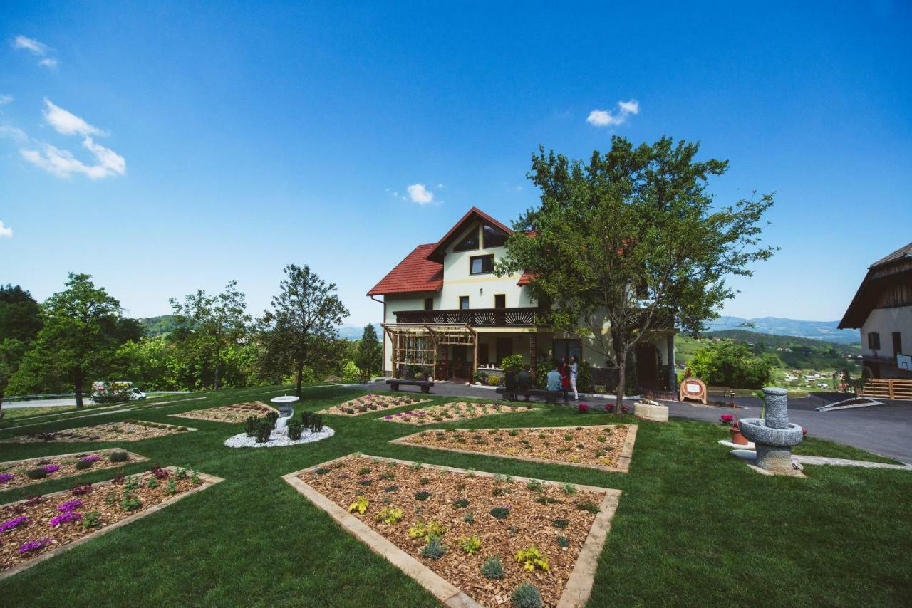 Adventure Farm Bed & Breakfast Store Екстериор снимка